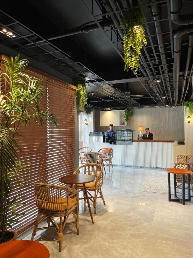 Airo Suites Makati パサイ エクステリア 写真